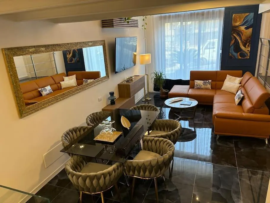 I Due Grifoni Blue Loft Apartment Taormina