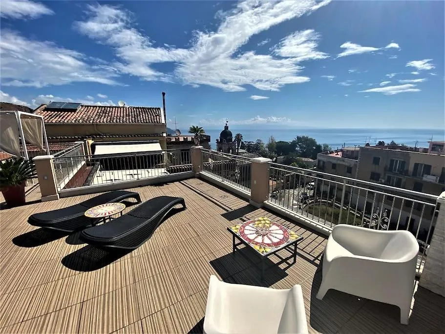 I Due Grifoni Blue Loft Apartment Taormina